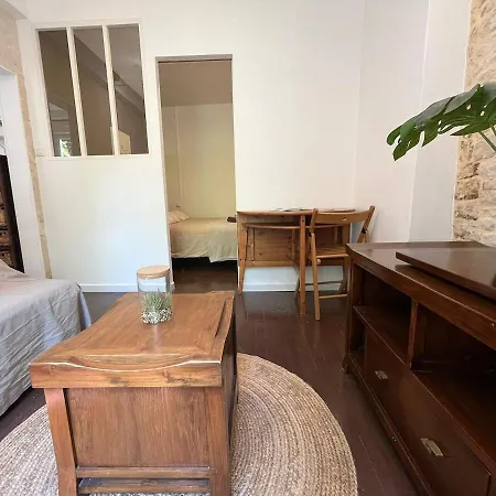 Le Poitevin Garden View Center31 Apartment